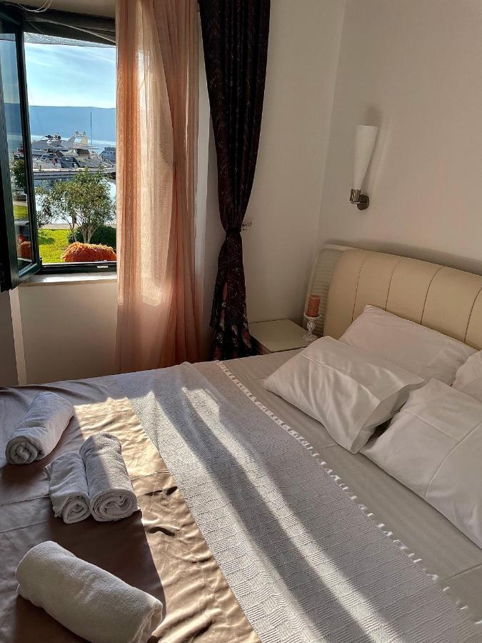 Rustico Apartments Tivat Exteriör bild