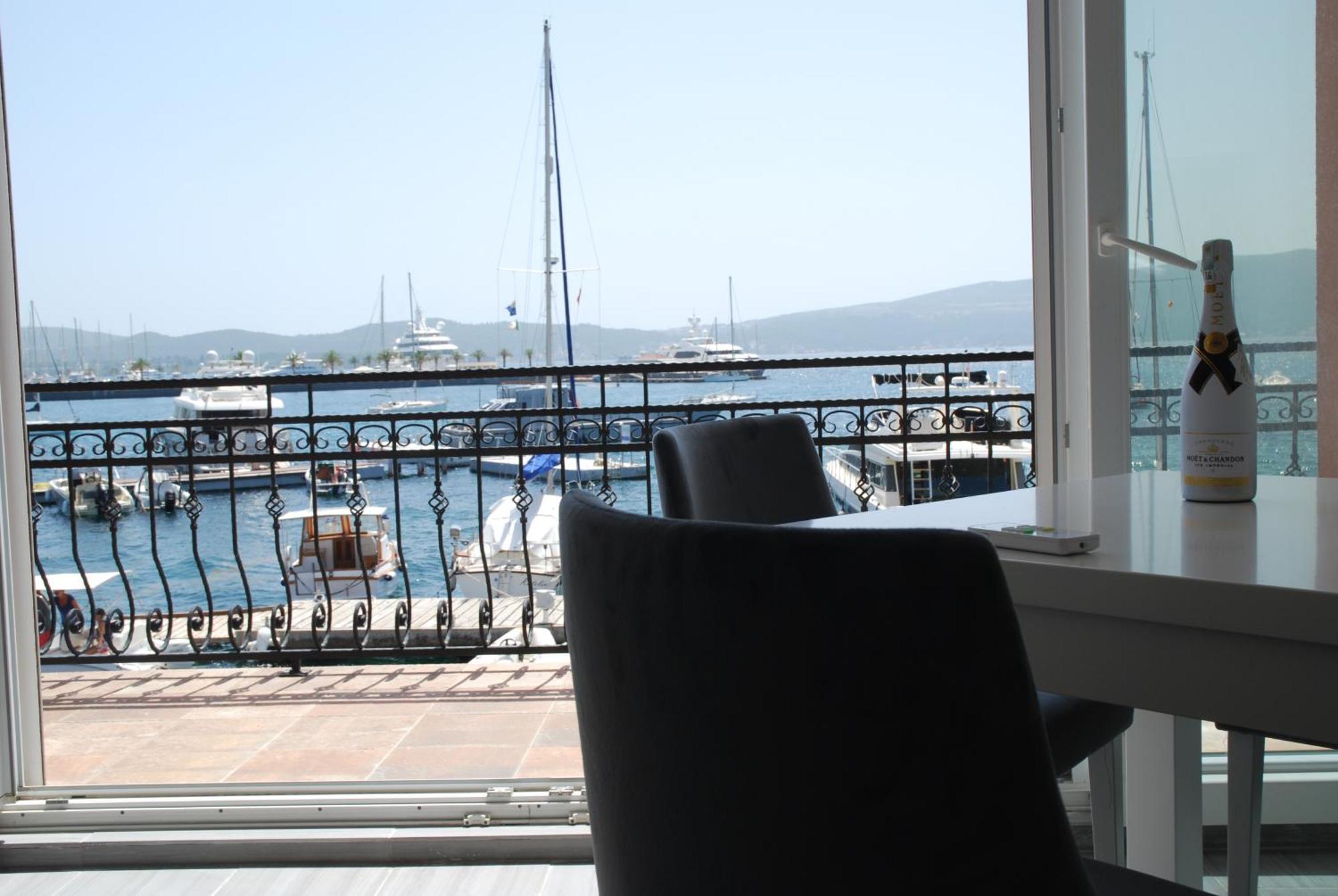 Rustico Apartments Tivat Exteriör bild